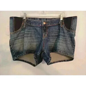 Isabel under belly  Maternity Midi Jean Shorts Size 12 NEW